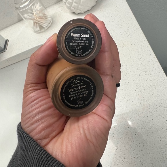 Born This Way Foundation & Concealer - Picture 2 of 2